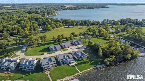 302 Harbor Point Pl, Springfield, IL 62712 photo 7
