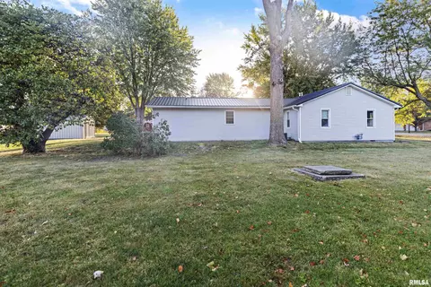304 W Prairie St, Camp Point, IL 62320 photo 16
