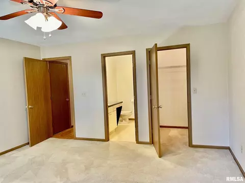 2605 Chase Dr, Springfield, IL 62704 photo 15