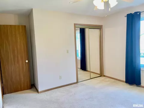 2605 Chase Dr, Springfield, IL 62704 photo 10