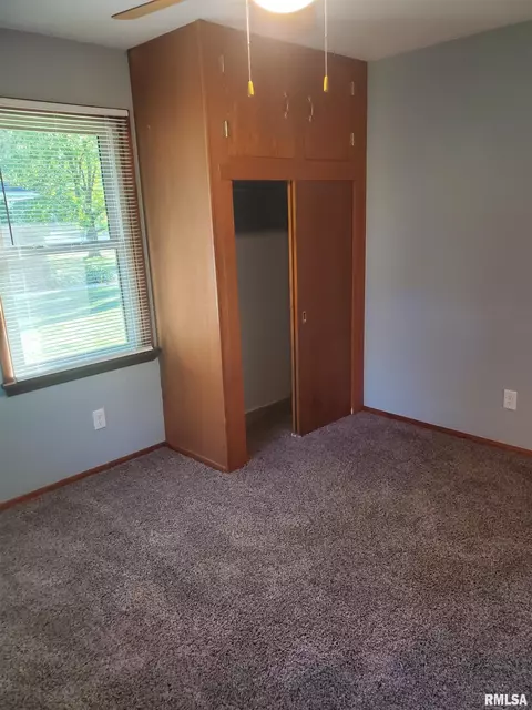 3250 S Spring St, Springfield, IL 62703 photo 27