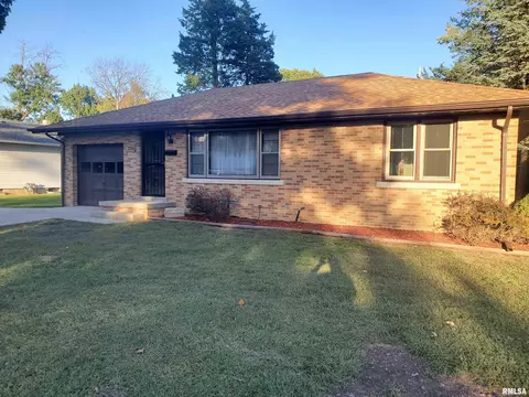 3250 S Spring St, Springfield, IL 62703 photo 4