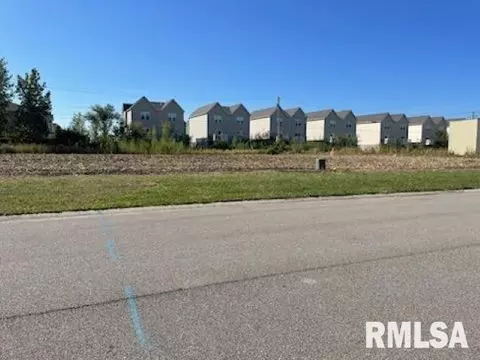 11 Westgate Dr # B, Springfield, IL 62711
