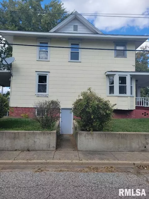 2449 S 9th St, Springfield, IL 62703 photo 3