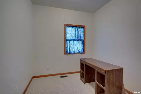 1235 E 2400 Pl, Camp Point, IL 62320 photo 11