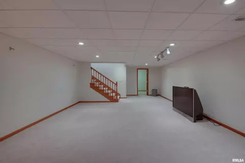 1235 E 2400 Pl, Camp Point, IL 62320 photo 16
