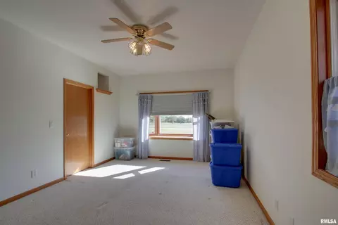 1235 E 2400 Pl, Camp Point, IL 62320 photo 10