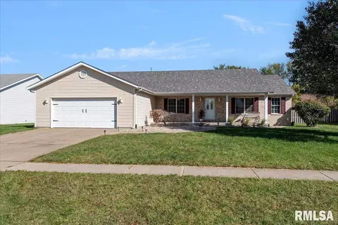 1128 Sarasota Ct, Chatham, IL 62629