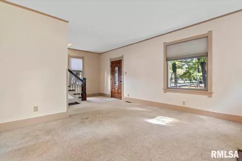 905 S Walnut St, Springfield, IL 62704 photo 7