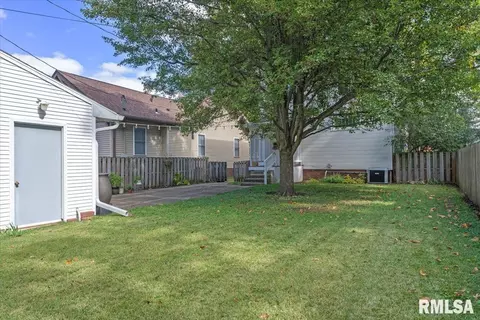 905 S Walnut St, Springfield, IL 62704 photo 33