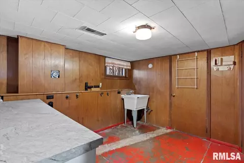 905 S Walnut St, Springfield, IL 62704 photo 26