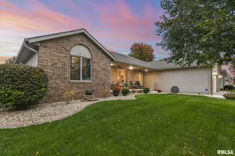 5213 Manhattan Dr, Springfield, IL 62711 photo 2