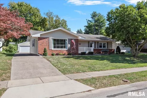 1224 Wickford Dr, Springfield, IL 62704