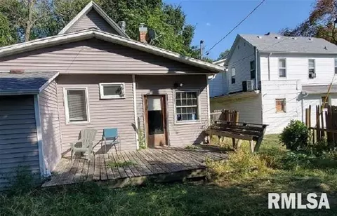 514 S Johnson St, Macomb, IL 61455 photo 4