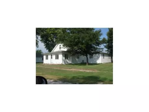 210 S Chestnut, Bardolph, IL 61416