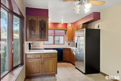 12 Bob O Link Dr, Springfield, IL 62702 photo 6