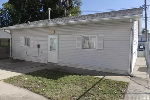 1222 N 3rd St, Springfield, IL 62702 photo 17