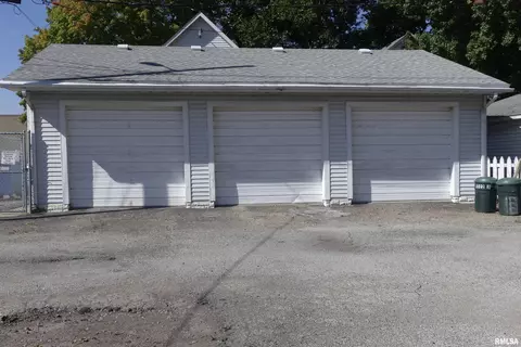 1222 N 3rd St, Springfield, IL 62702 photo 2