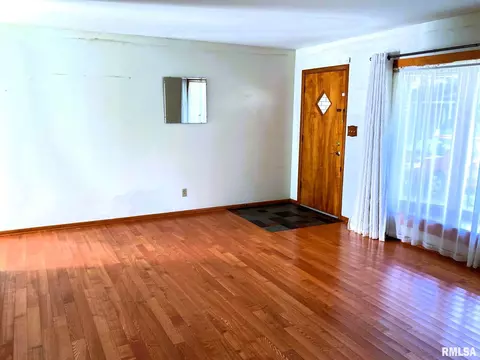12 Belhaven Dr, Springfield, IL 62704 photo 5