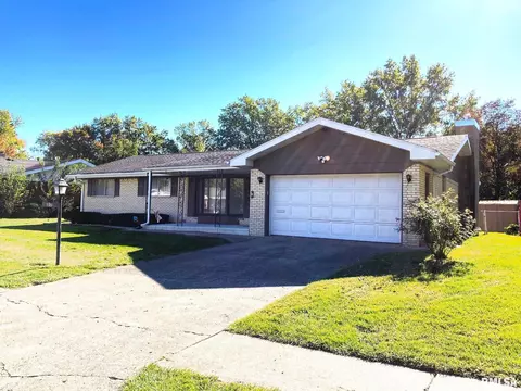 12 Belhaven Dr, Springfield, IL 62704 photo 3