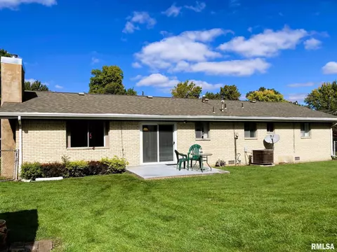 12 Belhaven Dr, Springfield, IL 62704 photo 19
