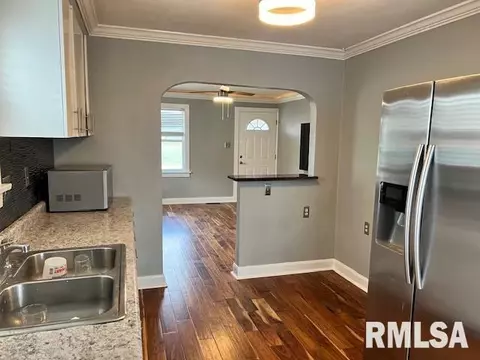 1122 E Stanford Ave, Springfield, IL 62703 photo 4