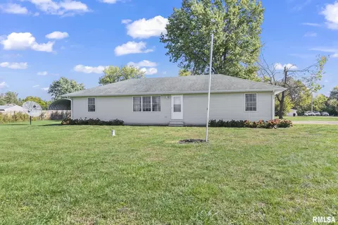 5636 S Williamsville Rd, Sherman, IL 62684