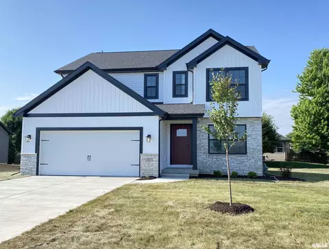 412 Hawks Nest Dr, Chatham, IL 62629