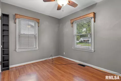 2536 S 4th St, Springfield, IL 62703 photo 8