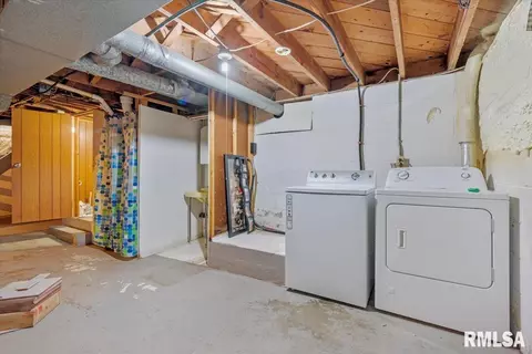 2536 S 4th St, Springfield, IL 62703 photo 10