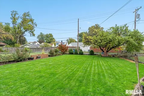 2536 S 4th St, Springfield, IL 62703 photo 14