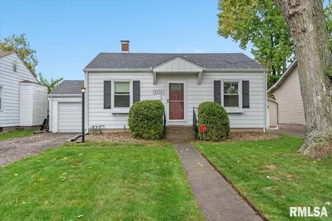 2536 S 4th St, Springfield, IL 62703