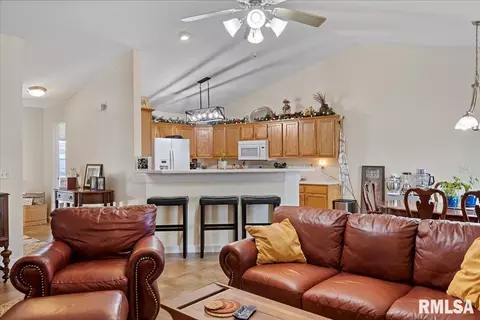 1909 Plover Rd, Springfield, IL 62711 photo 12