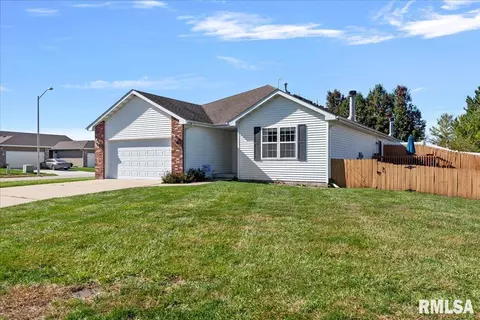 1909 Plover Rd, Springfield, IL 62711 photo 2
