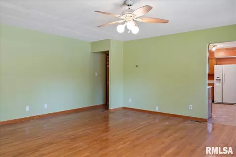 2613 Kent Dr, Springfield, IL 62703 photo 5