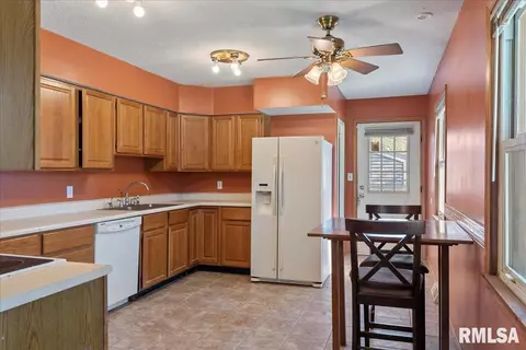2613 Kent Dr, Springfield, IL 62703 photo 8