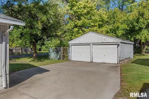1301 E Cedar St, Springfield, IL 62703 photo 23