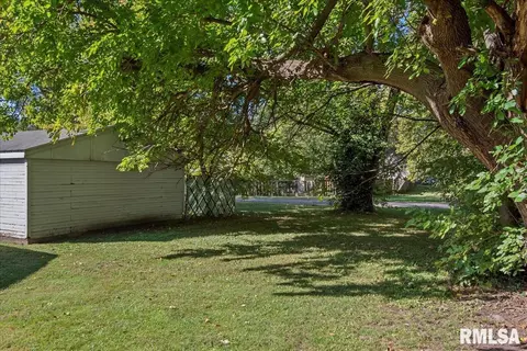 1301 E Cedar St, Springfield, IL 62703 photo 28