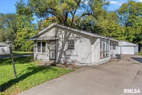 1301 E Cedar St, Springfield, IL 62703 photo 3