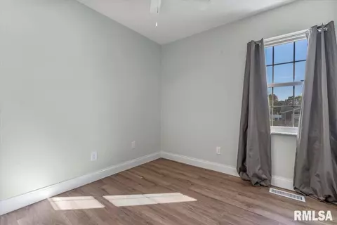 2901 Stokebridge Rd, Springfield, IL 62702 photo 13