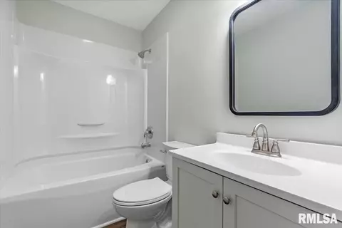 2901 Stokebridge Rd, Springfield, IL 62702 photo 12