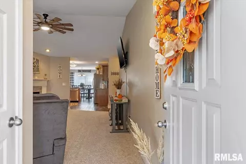 2705 Buckskin Trl, Springfield, IL 62711 photo 9