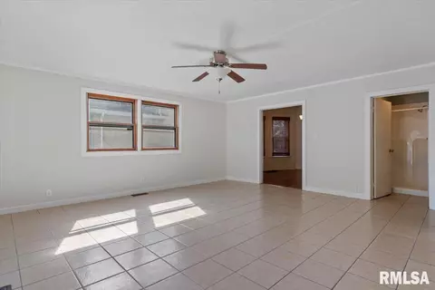 844 S Macarthur Blvd, Springfield, IL 62704 photo 14