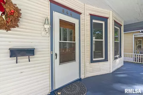 844 S Macarthur Blvd, Springfield, IL 62704 photo 4