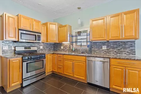 844 S Macarthur Blvd, Springfield, IL 62704 photo 16