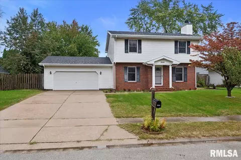 2505 Columbus Cir, Springfield, IL 62703