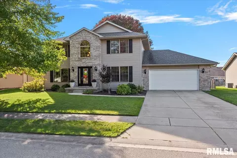 2213 Burgess Dr, Springfield, IL 62711