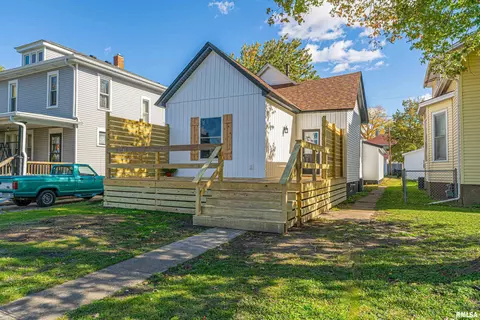514 N Kickapoo St, Lincoln, IL 62656
