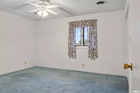 2221 W Road Dr, Springfield, IL 62711 photo 29