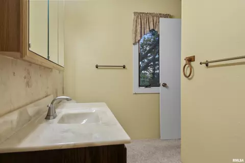 2221 W Road Dr, Springfield, IL 62711 photo 28